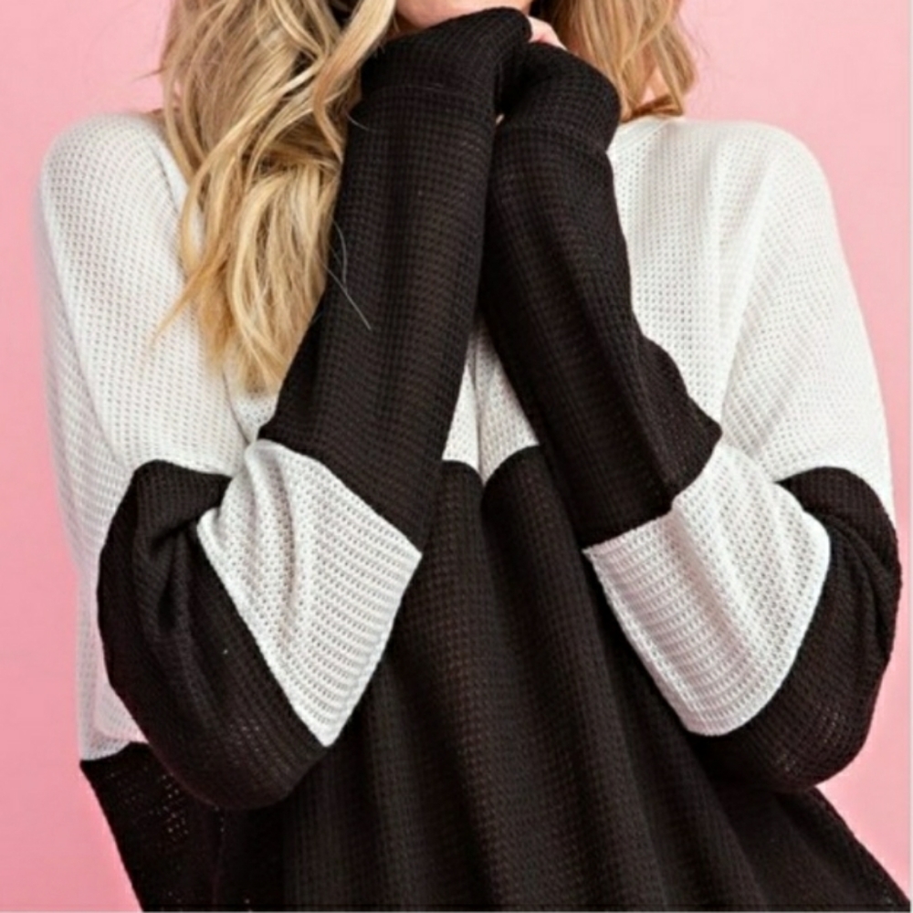 Color-block Waffle Knit Loose Fit Top - Picture 4 of 4